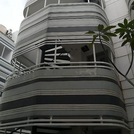 Hôtel Anarta House H11/10 à Tegal  Extérieur photo