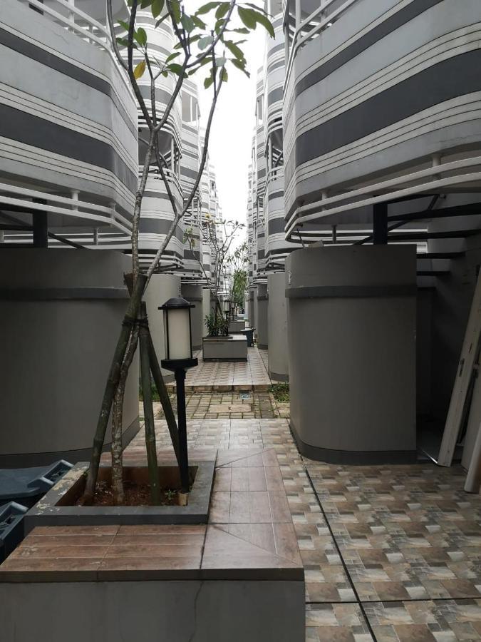 Hôtel Anarta House H11/10 à Tegal  Extérieur photo